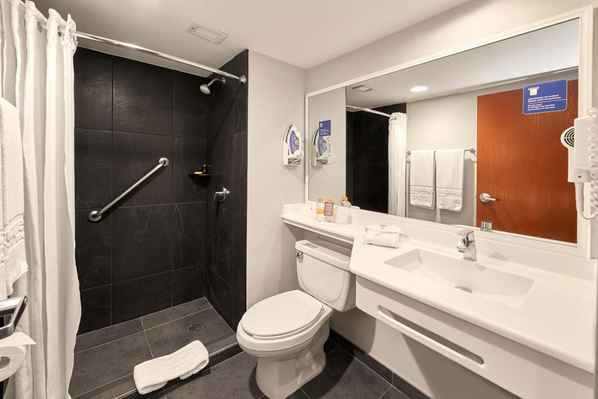 City Express By Marriott Tampico Altamira Miramar  Bagian luar foto