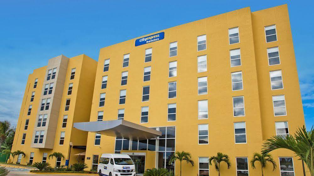 City Express By Marriott Tampico Altamira Miramar  Bagian luar foto