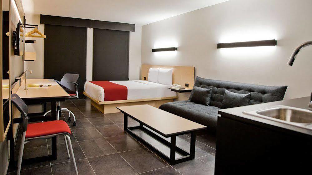 City Express By Marriott Tampico Altamira Miramar  Bagian luar foto